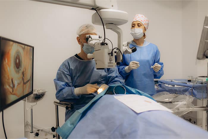 cirugía-avanzada-para-glaucoma-en-Lima