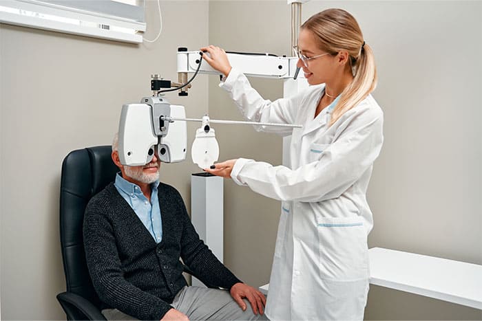 revisión-oftalmológica-completa-en-clínica-profesional