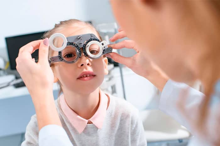 atención-de-oftalmología-infantil-en-Lima